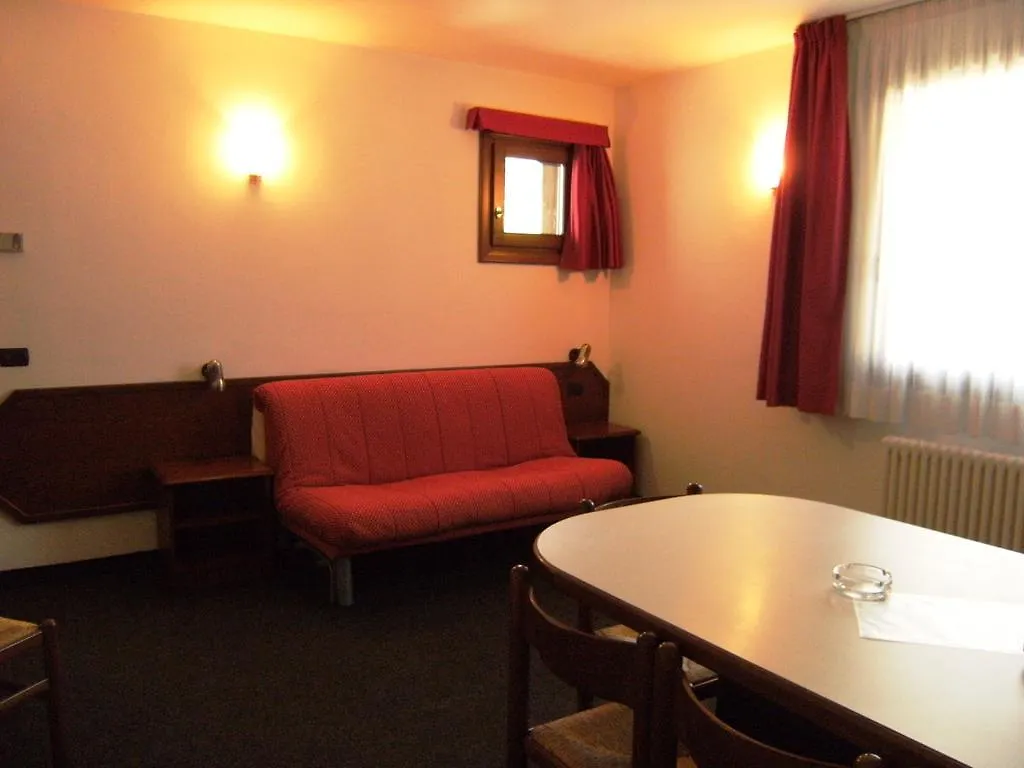 Appartamenti Nevegall Livigno 3*,  Italy
